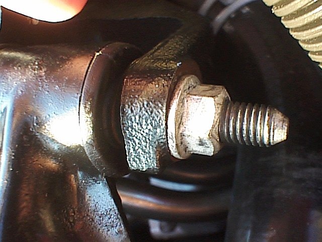 Picture 071 - Right Engine Support Bracket Bolt - Right Side