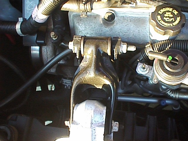 Picture 074 - Left Engine Support Bracket