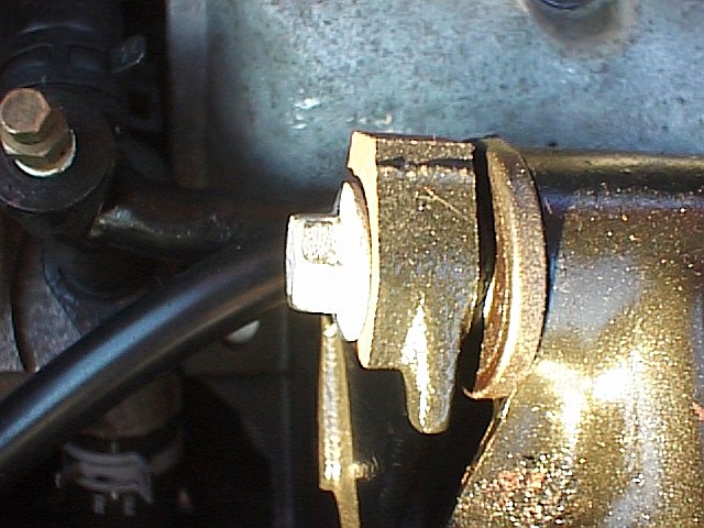 Picture 076 - Left Engine Support Bracket - Left Side