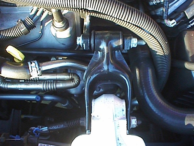 Picture 078 - Engine Support - Right Side